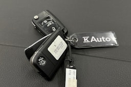 harmaa Volkswagen Golf 2017 kuva 24.