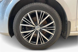 Harmaa Volkswagen GOLF 2017 kuva 9.