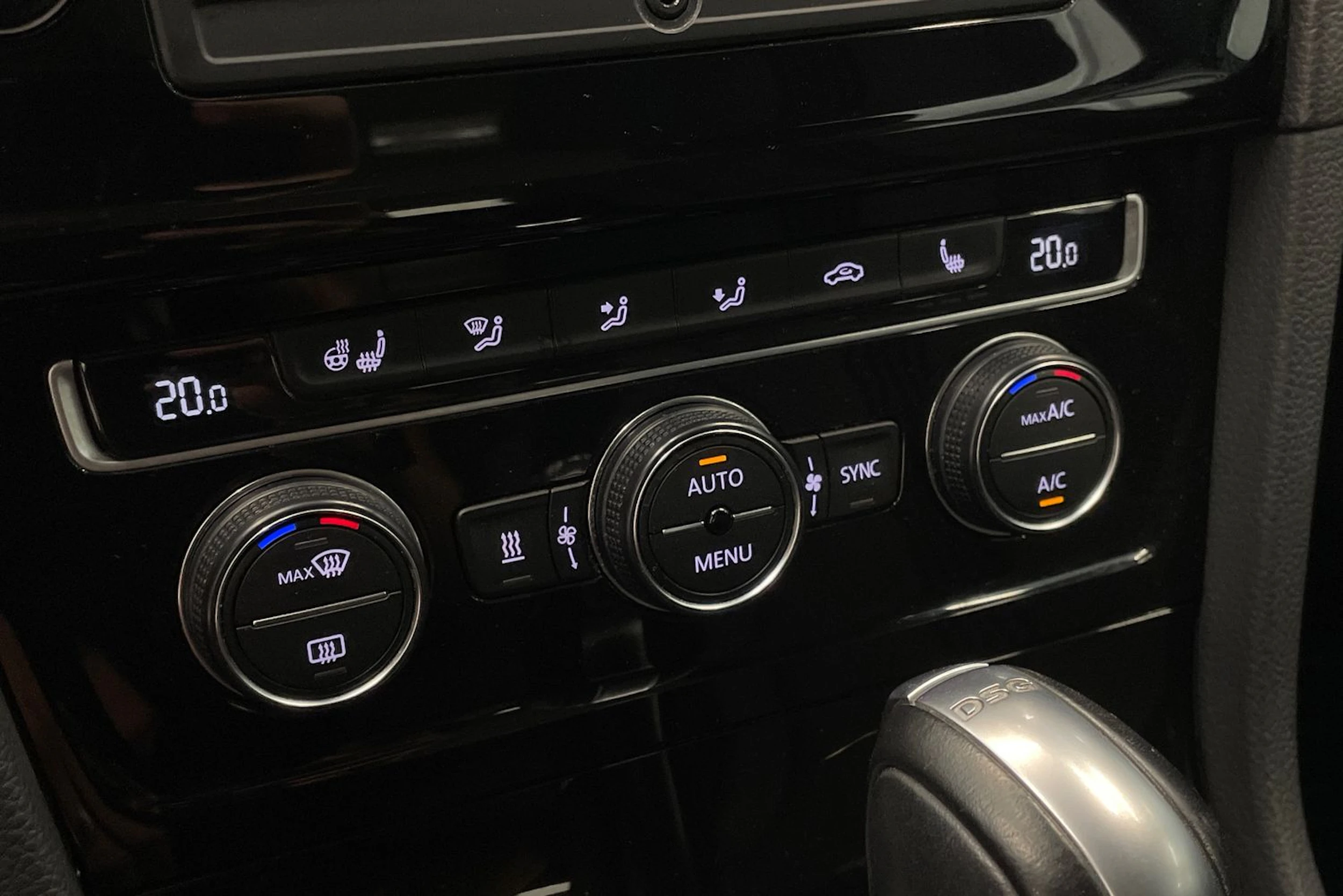 Harmaa Volkswagen GOLF 2017 kuva 17.