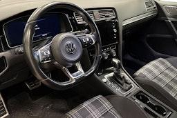 punainen Volkswagen Golf 2018 kuva 6.