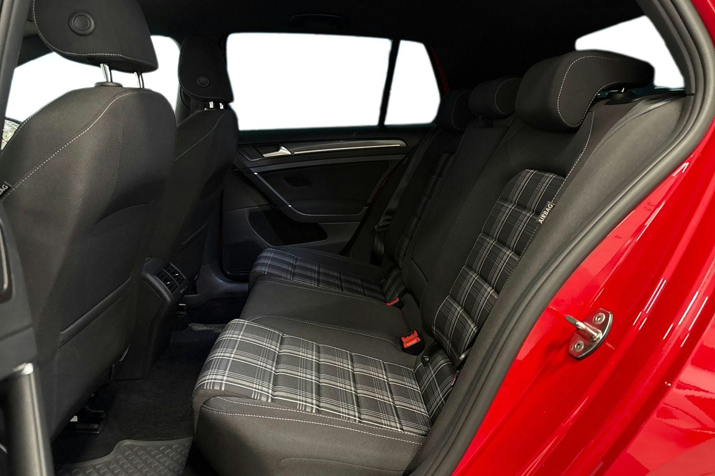 punainen Volkswagen Golf 2018 kuva 8.