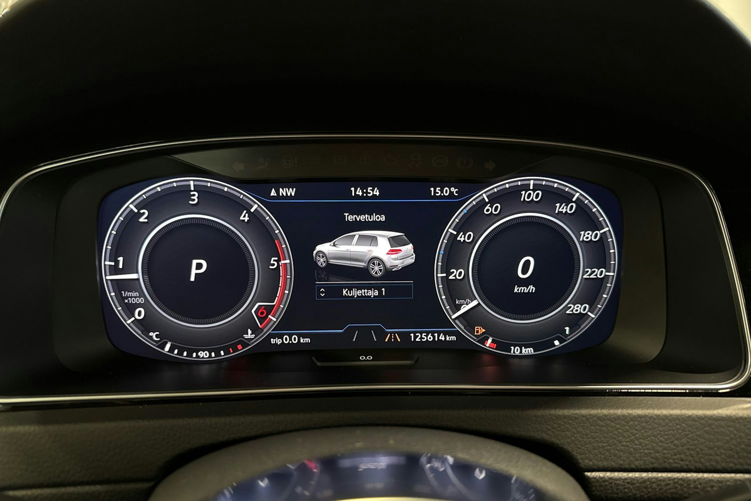 punainen Volkswagen Golf 2018 kuva 15.