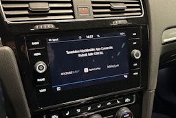 punainen Volkswagen Golf 2018 kuva 21.