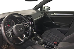 valkoinen Volkswagen Golf 2017 kuva 3.