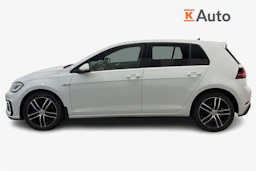 Valkoinen Volkswagen GOLF 2017 kuva 5.