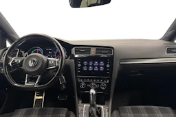 Valkoinen Volkswagen GOLF 2017 kuva 7.