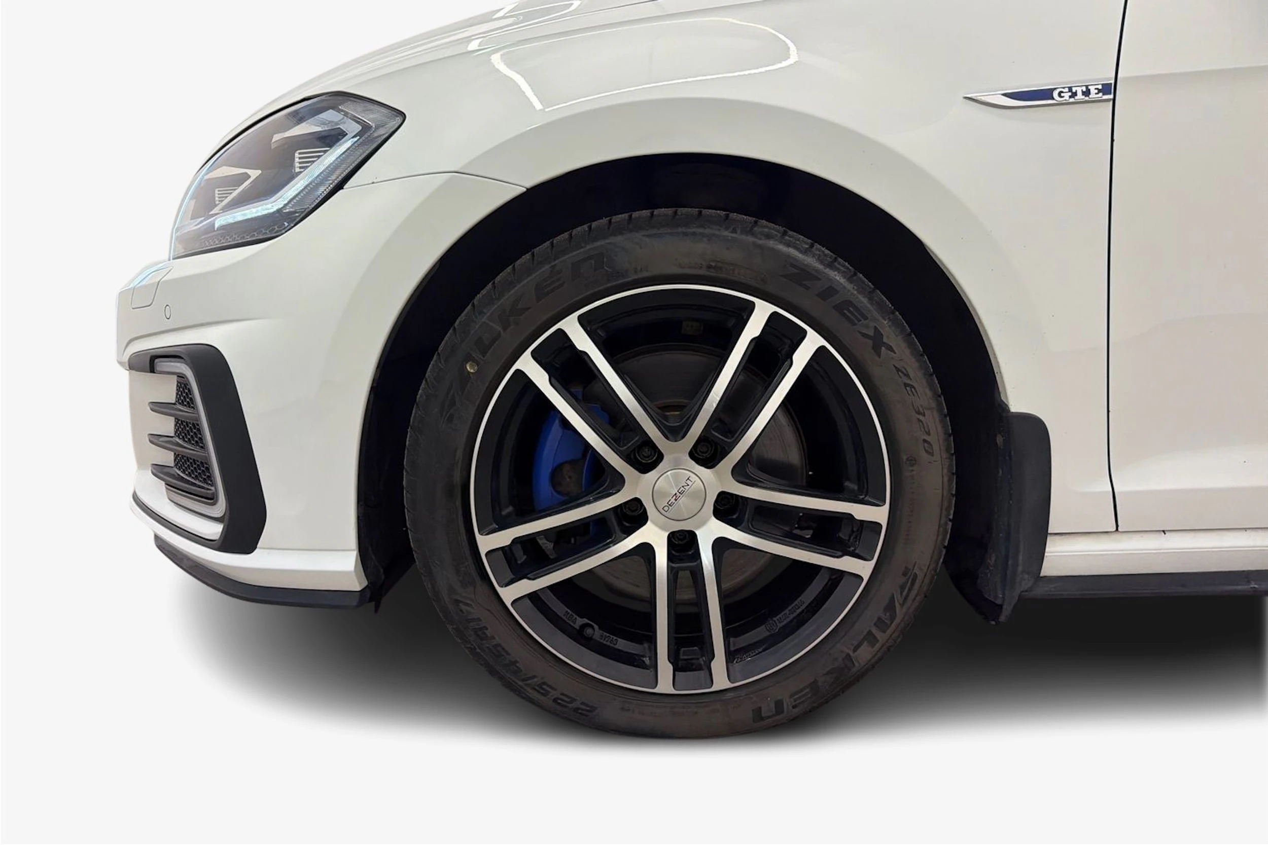 Valkoinen Volkswagen GOLF 2017 kuva 9.
