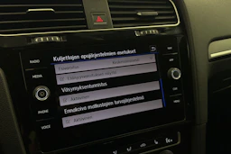 Valkoinen Volkswagen GOLF 2017 kuva 22.