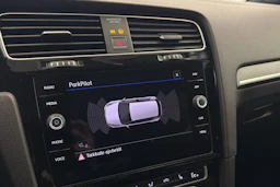 Valkoinen Volkswagen GOLF 2017 kuva 23.