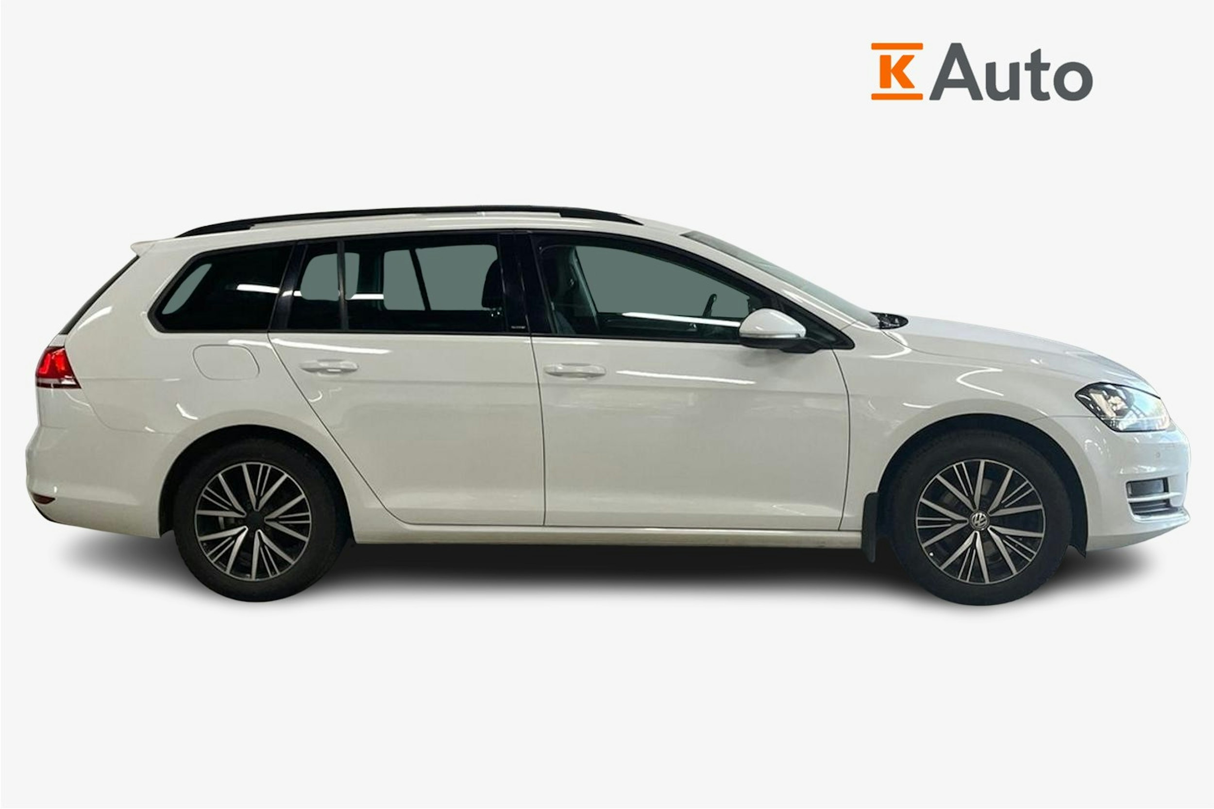 Valkoinen Volkswagen GOLF 2017 kuva 6.
