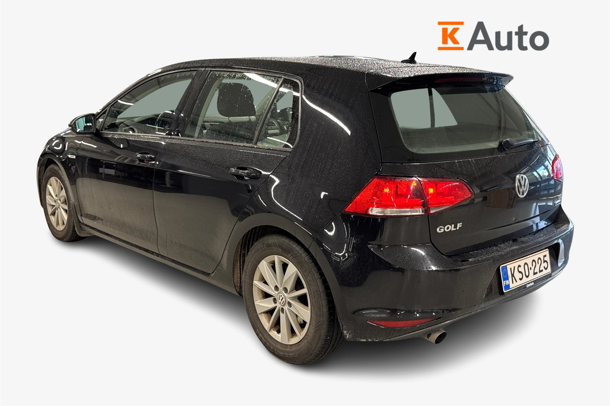 Musta Volkswagen GOLF 2017 kuva 2.