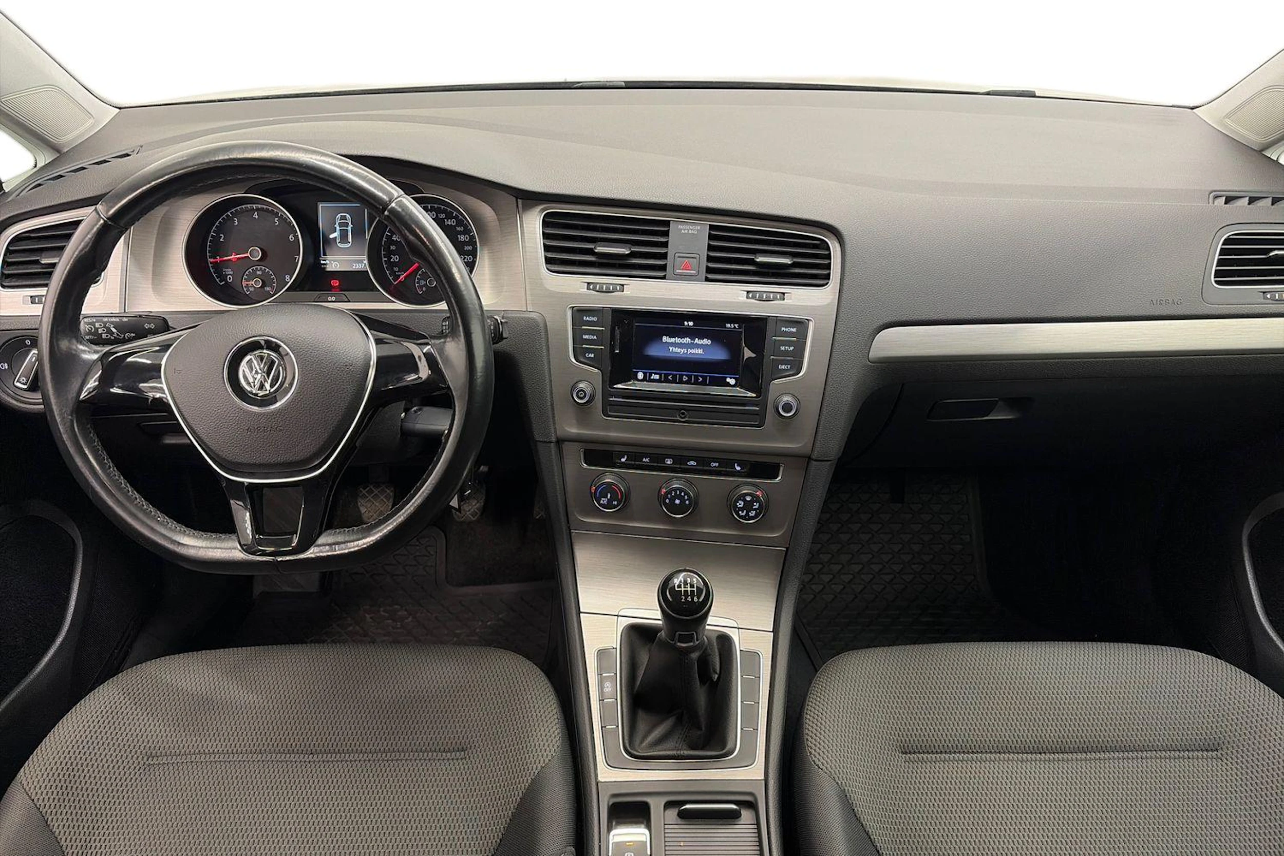 Musta Volkswagen GOLF 2017 kuva 7.