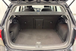 Musta Volkswagen GOLF 2017 kuva 11.