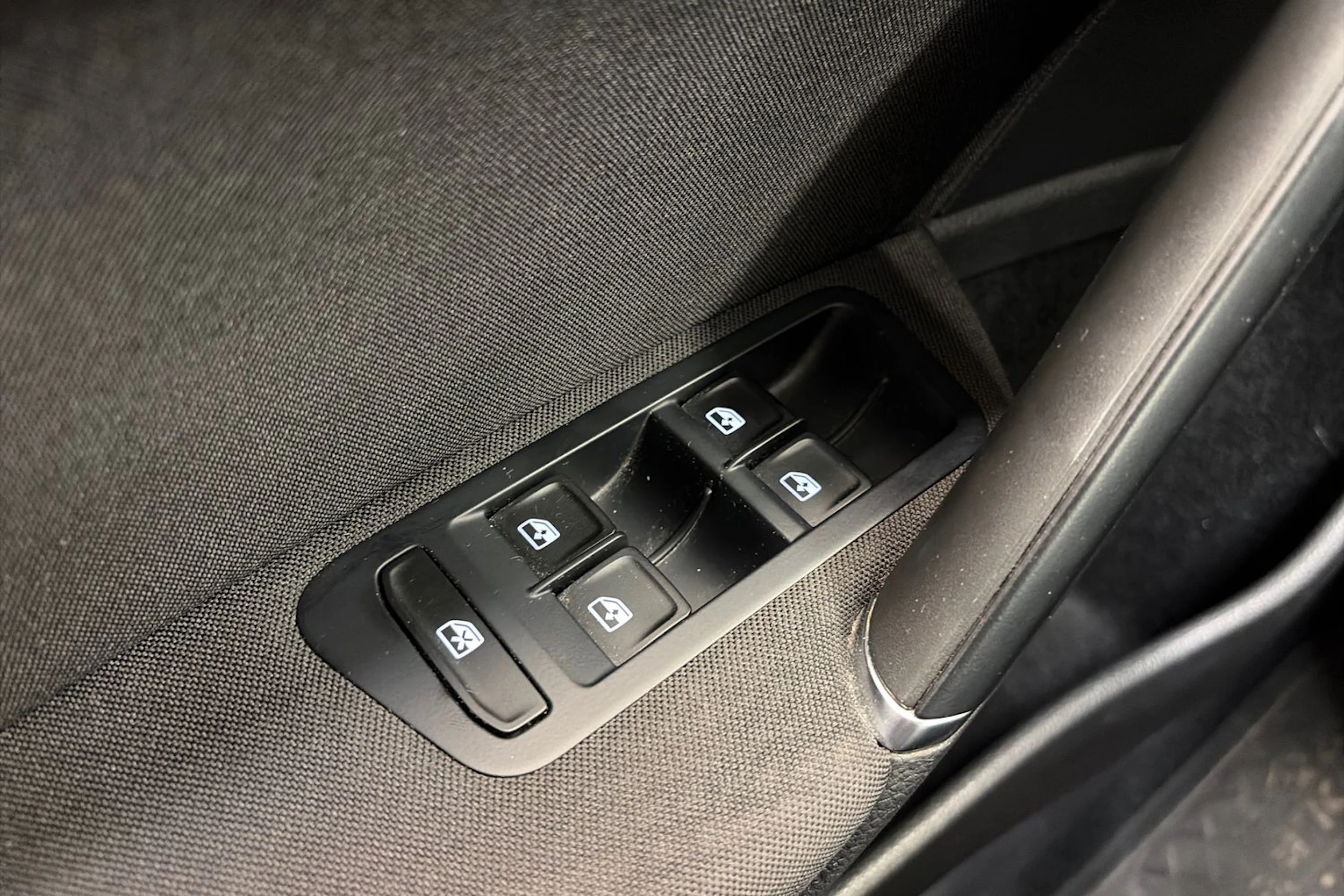 Musta Volkswagen GOLF 2017 kuva 19.