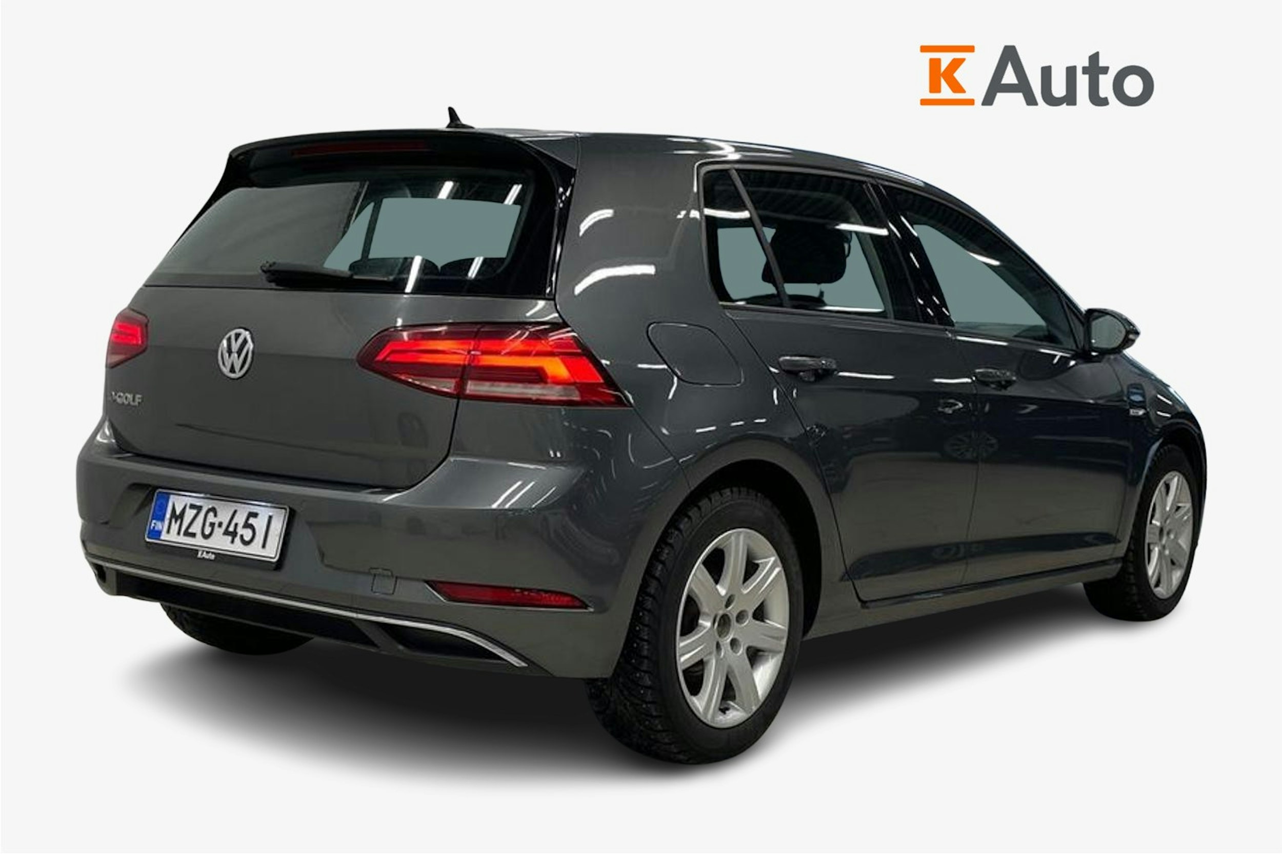 Harmaa Volkswagen GOLF 2018 kuva 2.