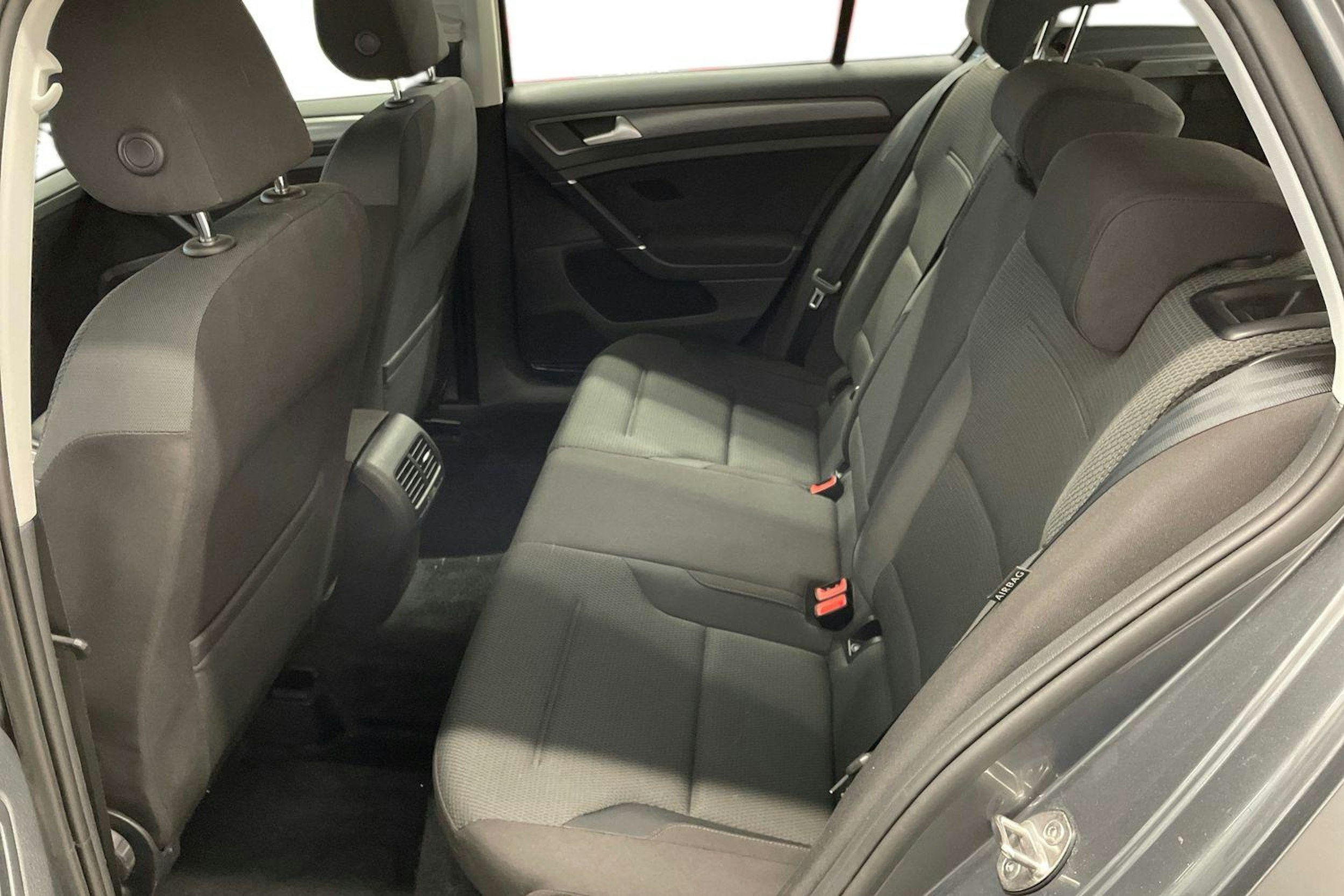 Harmaa Volkswagen GOLF 2018 kuva 8.