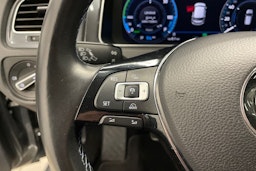 Harmaa Volkswagen GOLF 2018 kuva 13.