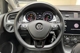 harmaa Volkswagen Golf 2018 kuva 20.