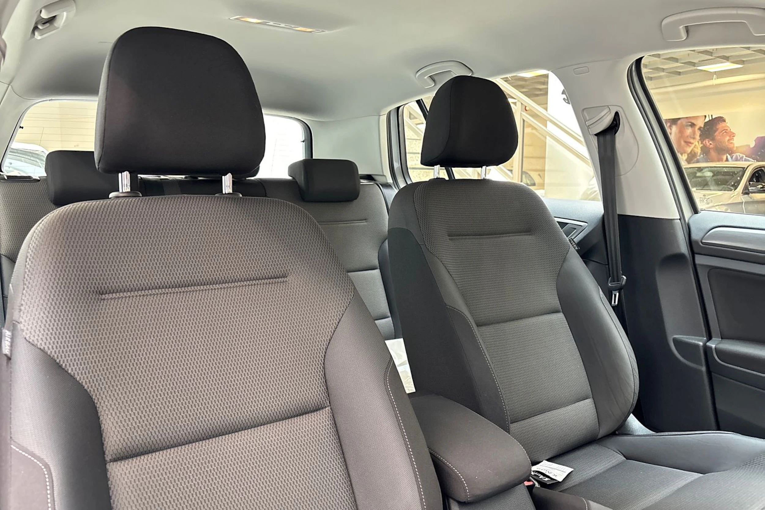 harmaa Volkswagen Golf 2018 kuva 25.