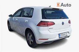 valkoinen Volkswagen Golf 2017 kuva 2.