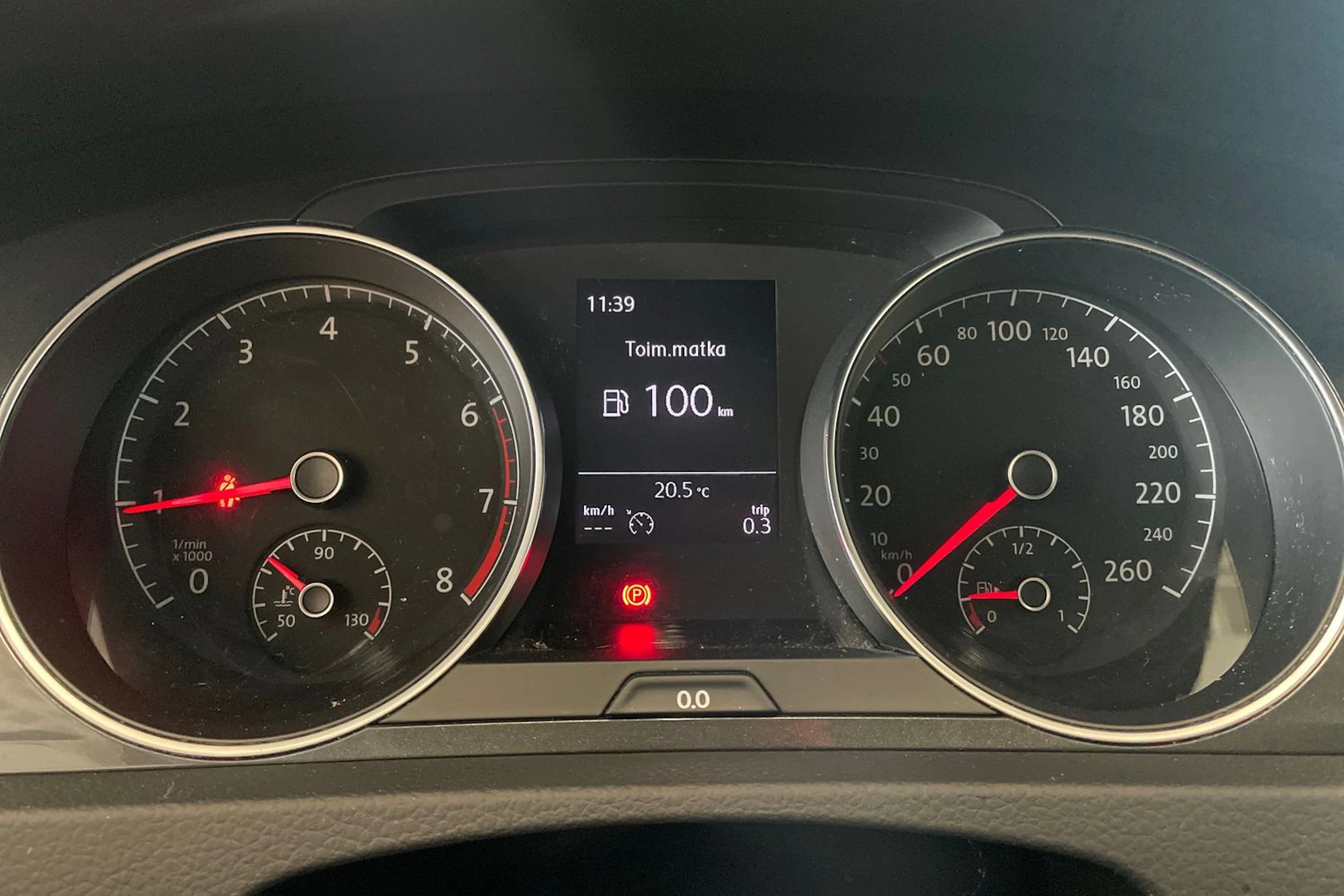 valkoinen Volkswagen Golf 2018 kuva 16.