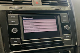 valkoinen Volkswagen Golf 2018 kuva 25.