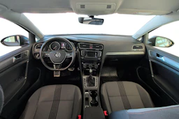 harmaa Volkswagen Golf 2017 kuva 7.