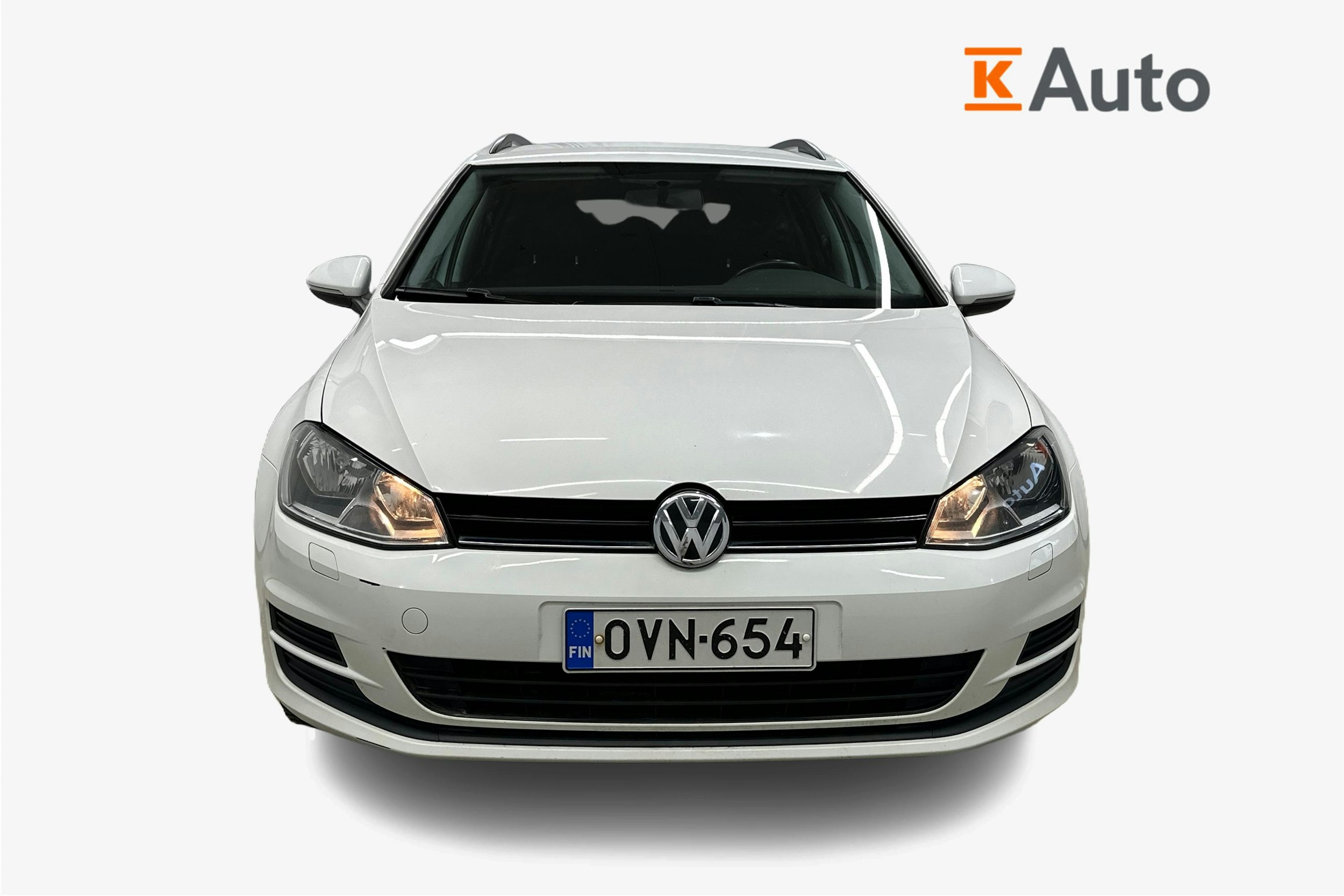 valkoinen Volkswagen Golf 2017 kuva 4.