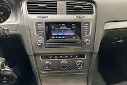 valkoinen Volkswagen Golf 2017 kuva 14.