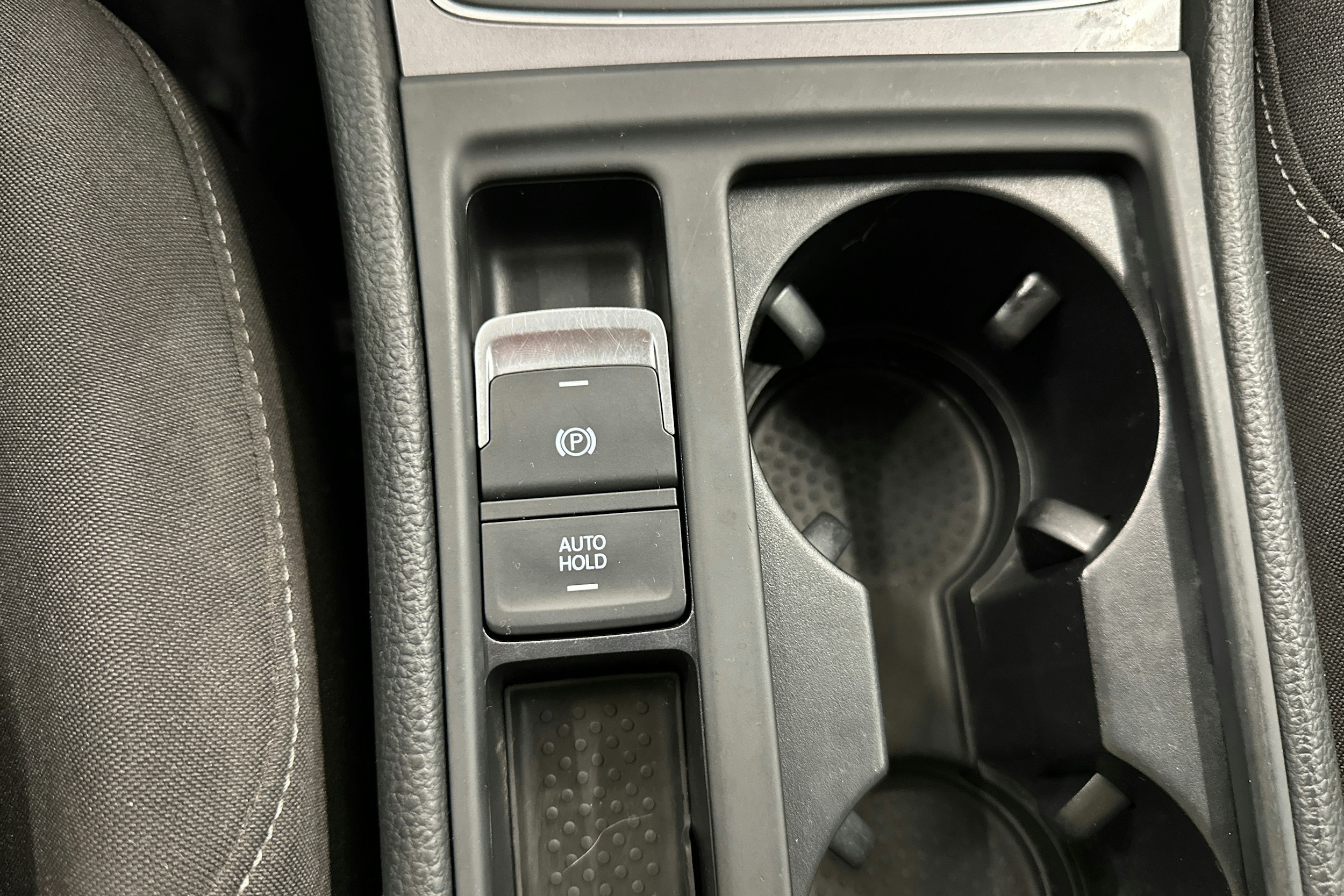 valkoinen Volkswagen Golf 2017 kuva 17.