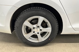 valkoinen Volkswagen Golf 2017 kuva 20.