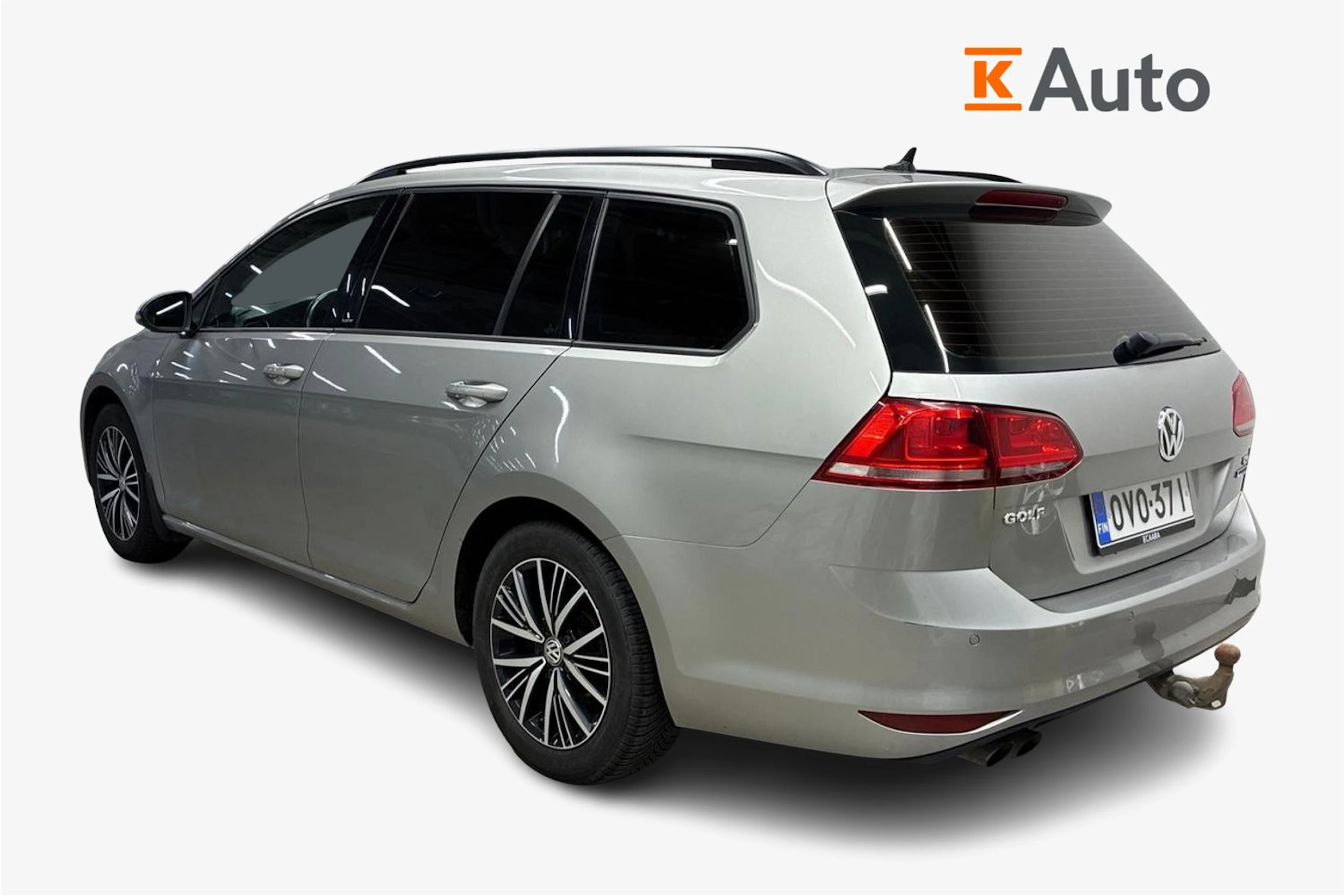 Harmaa Volkswagen GOLF 2017 kuva 2.