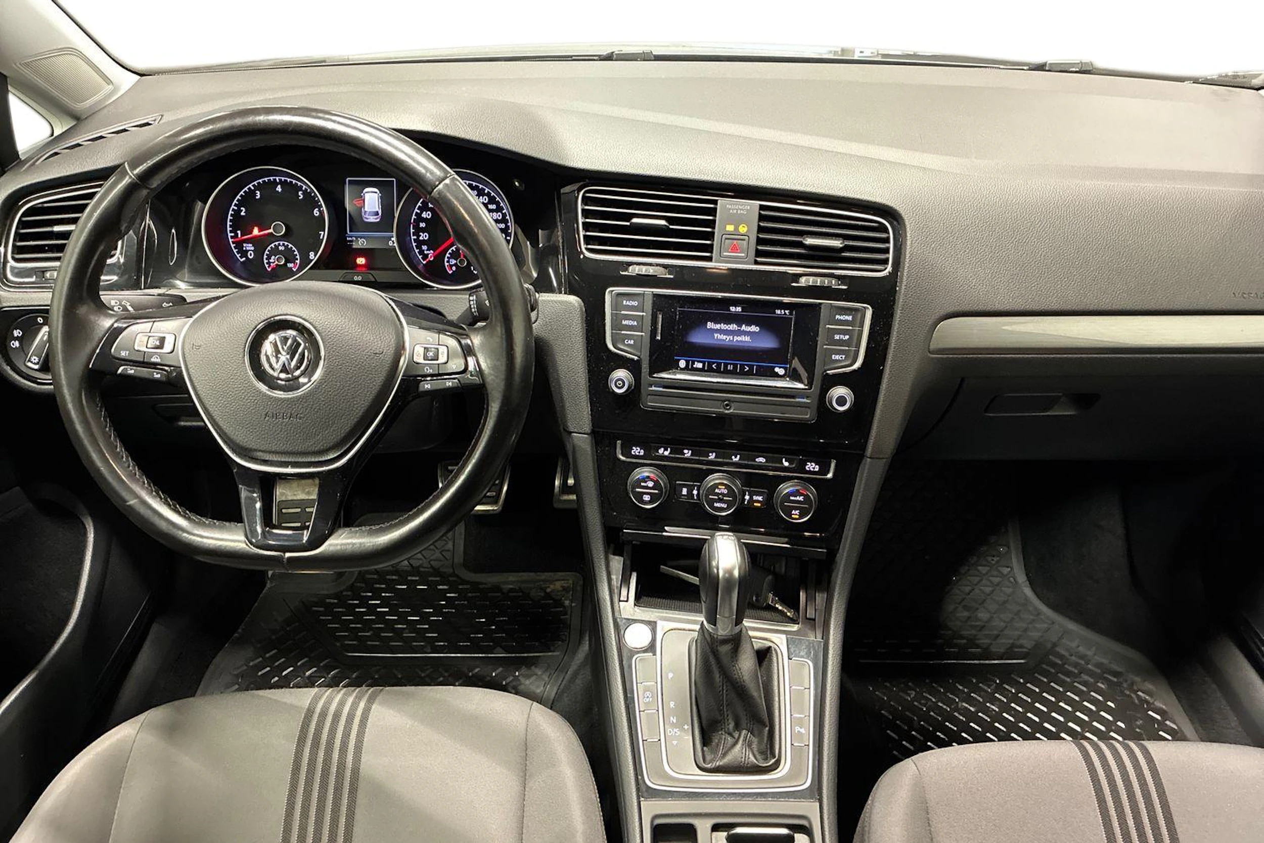 Harmaa Volkswagen GOLF 2017 kuva 7.