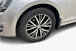 Harmaa Volkswagen GOLF 2017 kuva 9.