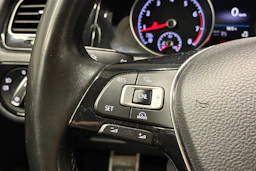 Harmaa Volkswagen GOLF 2017 kuva 13.