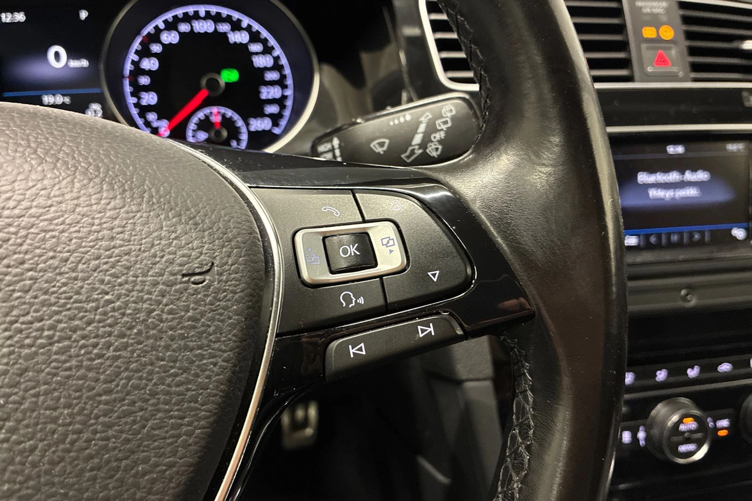 Harmaa Volkswagen GOLF 2017 kuva 14.