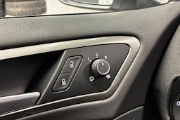 Harmaa Volkswagen GOLF 2017 kuva 16.