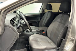 Harmaa Volkswagen GOLF 2017 kuva 22.