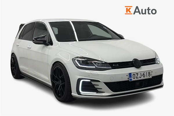 Volkswagen GOLF GTE Plug-In Hybrid 150 kW (204 hv) DSG-automaatti