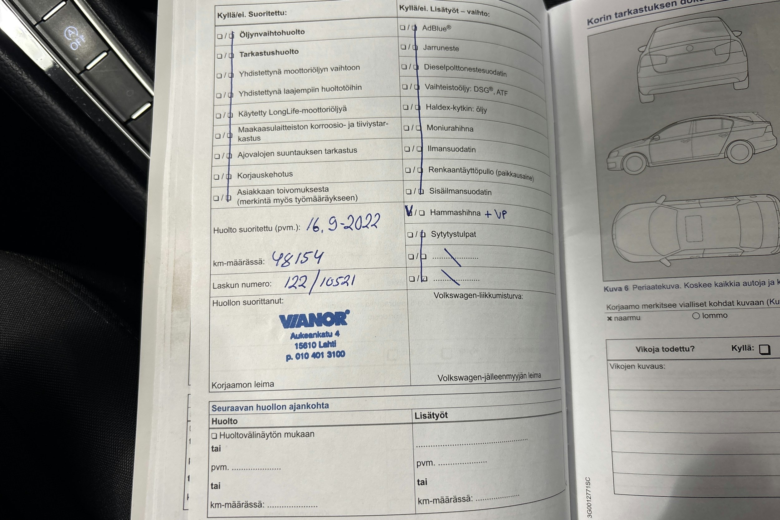 Punainen Volkswagen Golf 2017 kuva 32.