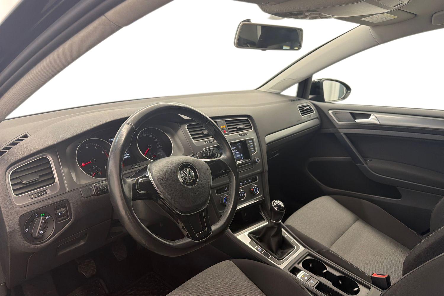 Volkswagen Golf 2017, photo 6/22