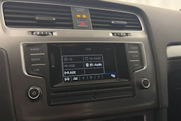 musta Volkswagen Golf 2017 kuva 20.