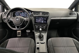 valkoinen Volkswagen Golf 2017 kuva 9.