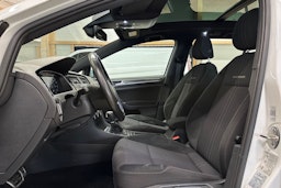 valkoinen Volkswagen Golf 2017 kuva 15.
