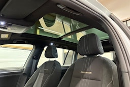 valkoinen Volkswagen Golf 2017 kuva 16.