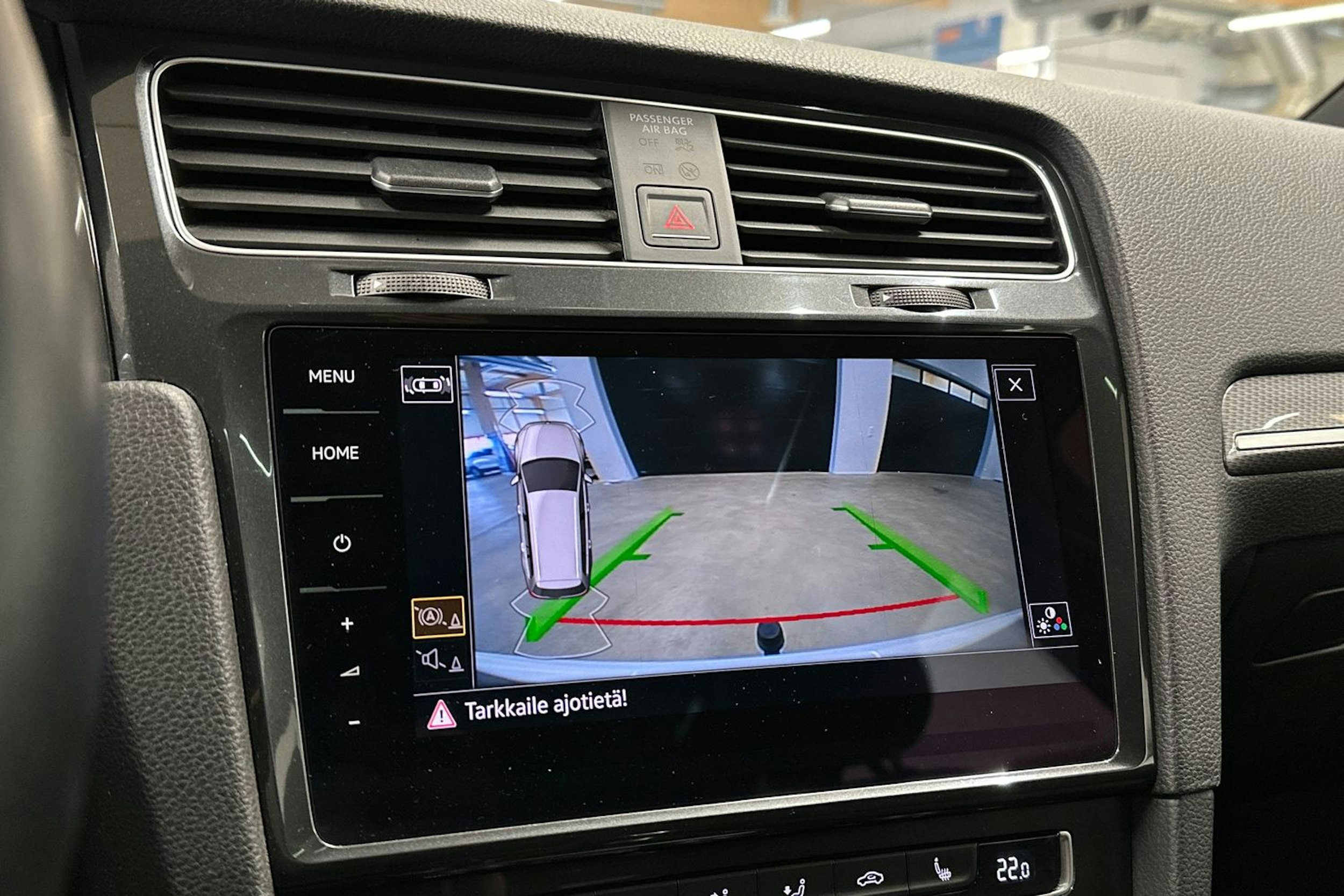 valkoinen Volkswagen Golf 2017 kuva 17.