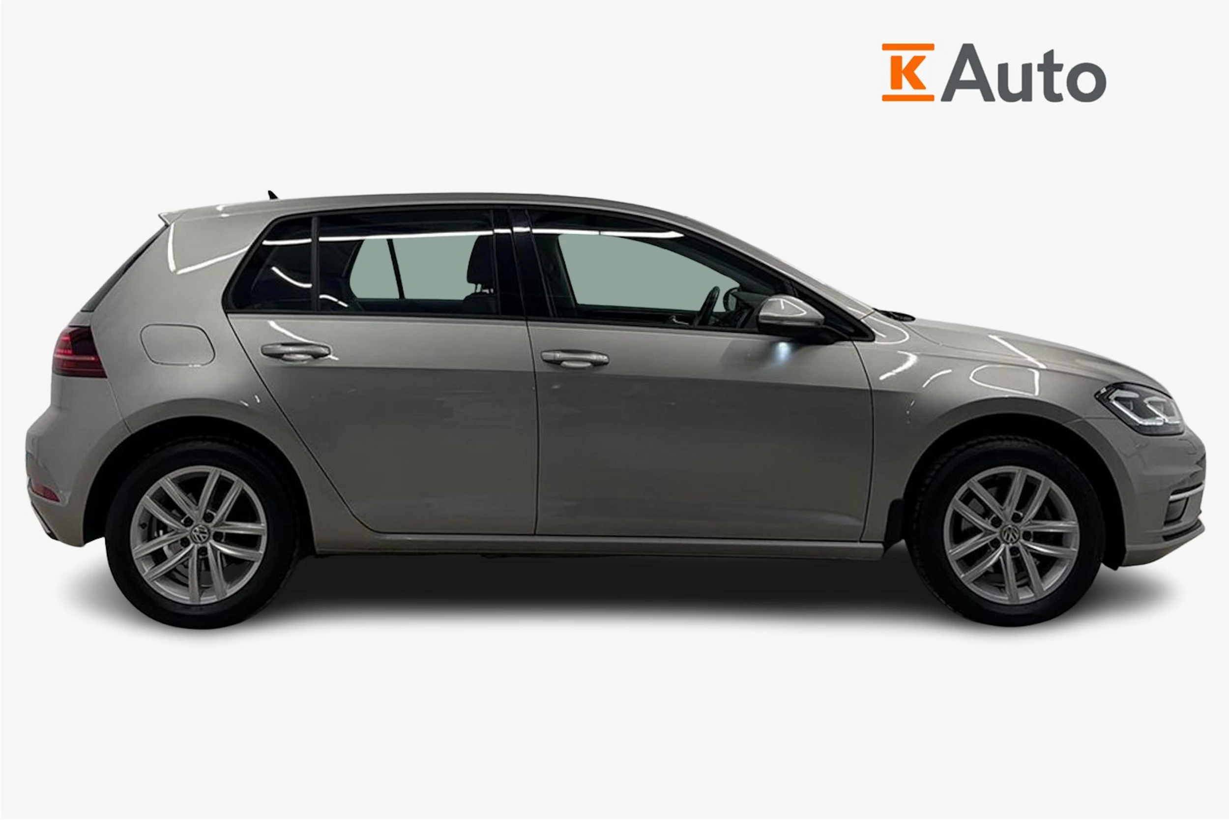 harmaa Volkswagen Golf 2018 kuva 5.