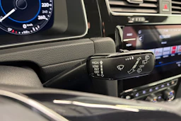 harmaa Volkswagen Golf 2018 kuva 17.