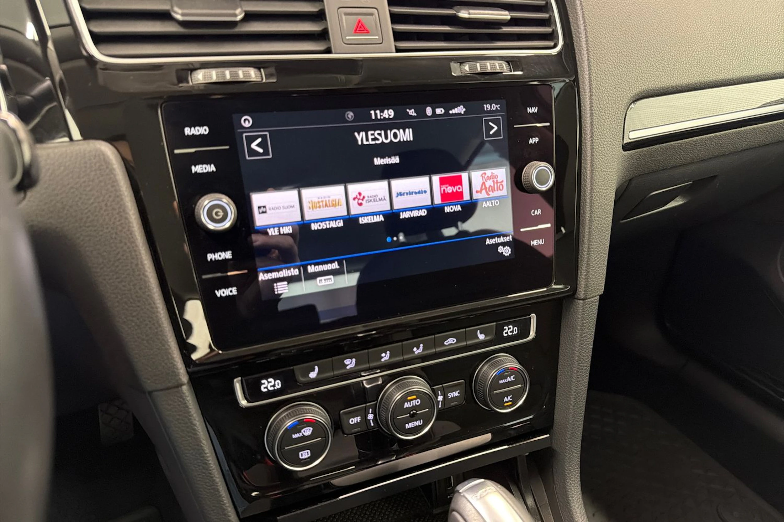 harmaa Volkswagen Golf 2018 kuva 21.