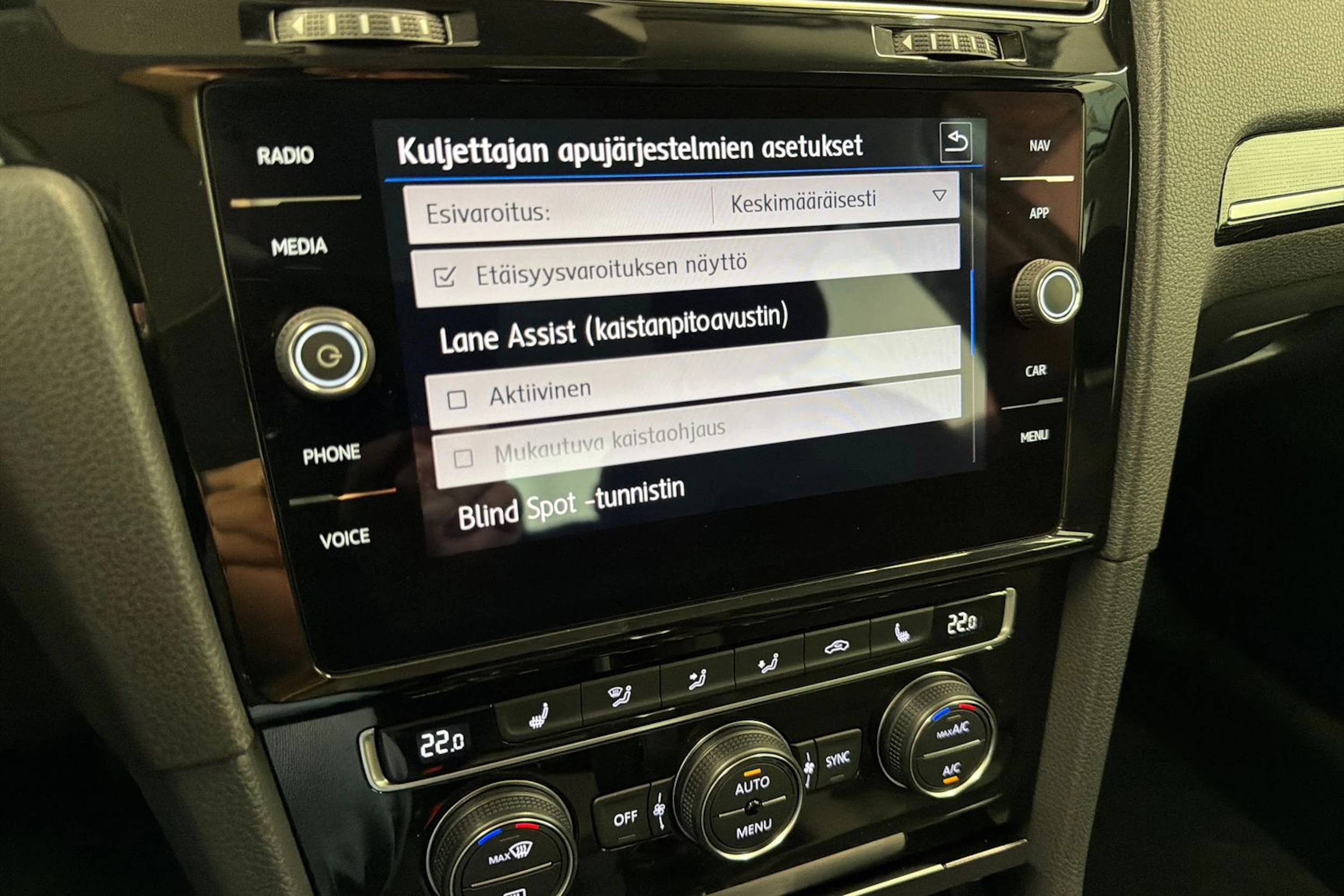 harmaa Volkswagen Golf 2018 kuva 28.